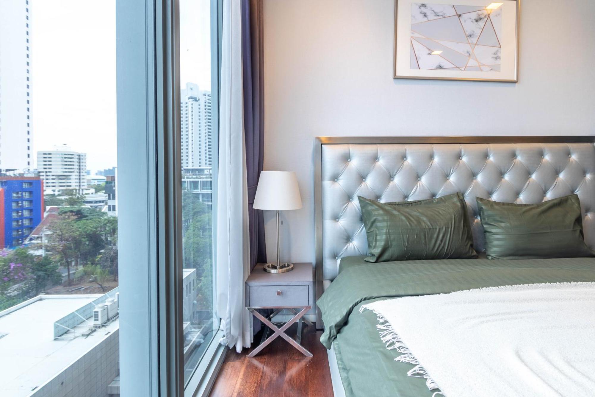 Hyde Sukhumvit 11 Branded Suites Bangkok Exterior foto